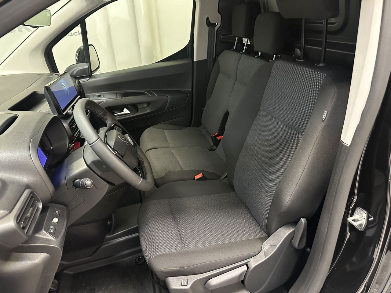 Citroen Berlingo 2024, bild 6/9
