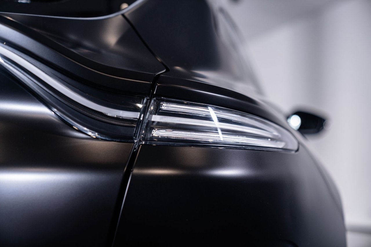 Aston Martin DBX 707 4,0 V8 2023, bild 7/10