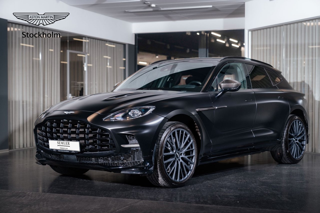 Aston Martin DBX