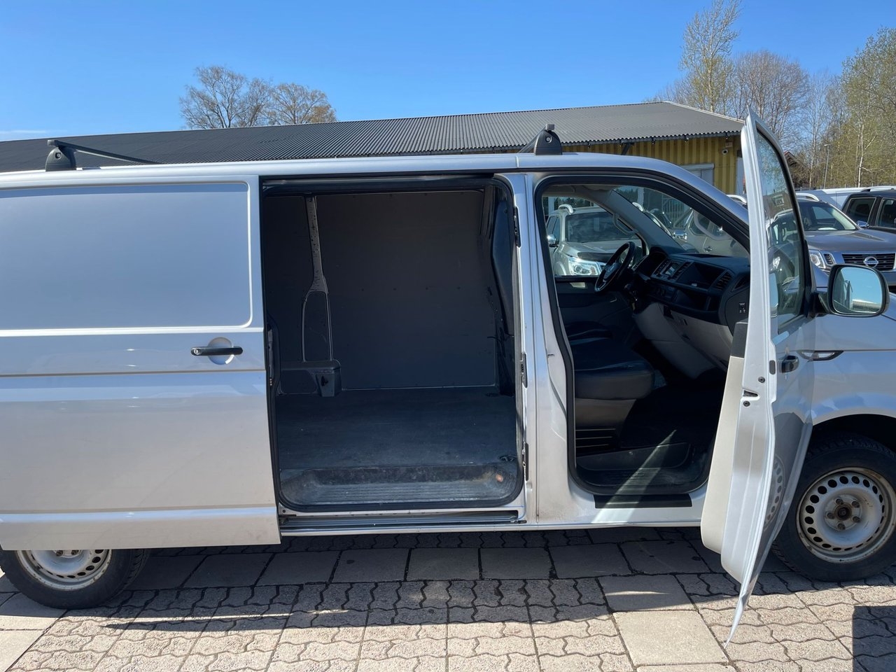 Volkswagen Transporter 2018, photo 5/13