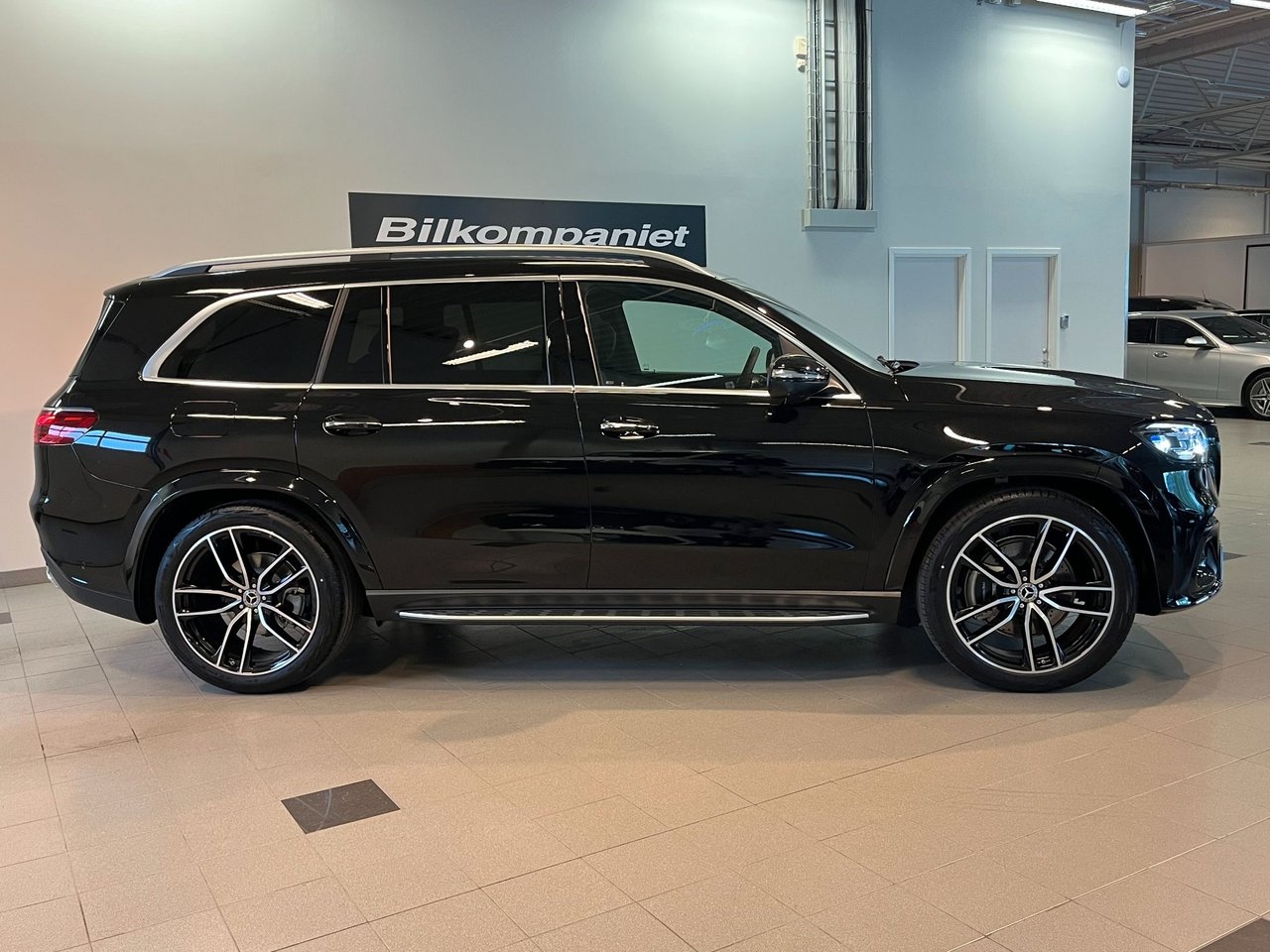 Mercedes-Benz GLS 2025, kuva 2/10