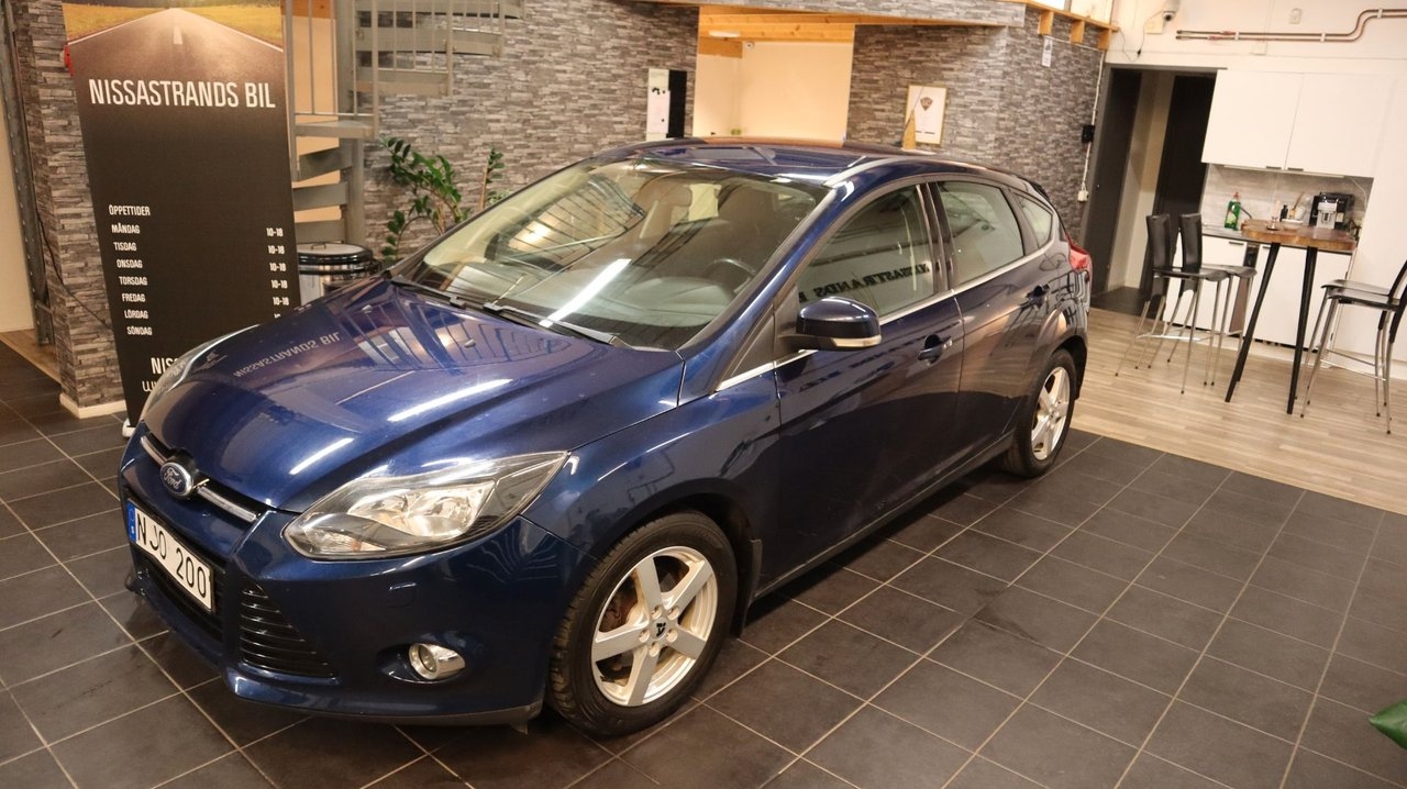 Ford Focus 1.0 EcoBoost Titanium Euro 5 2013, bild 2/10