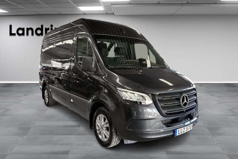 Mercedes-Benz Sprinter 2025, photo 2/10