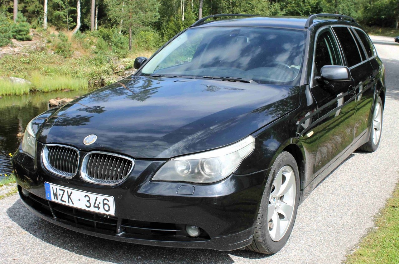 BMW 525