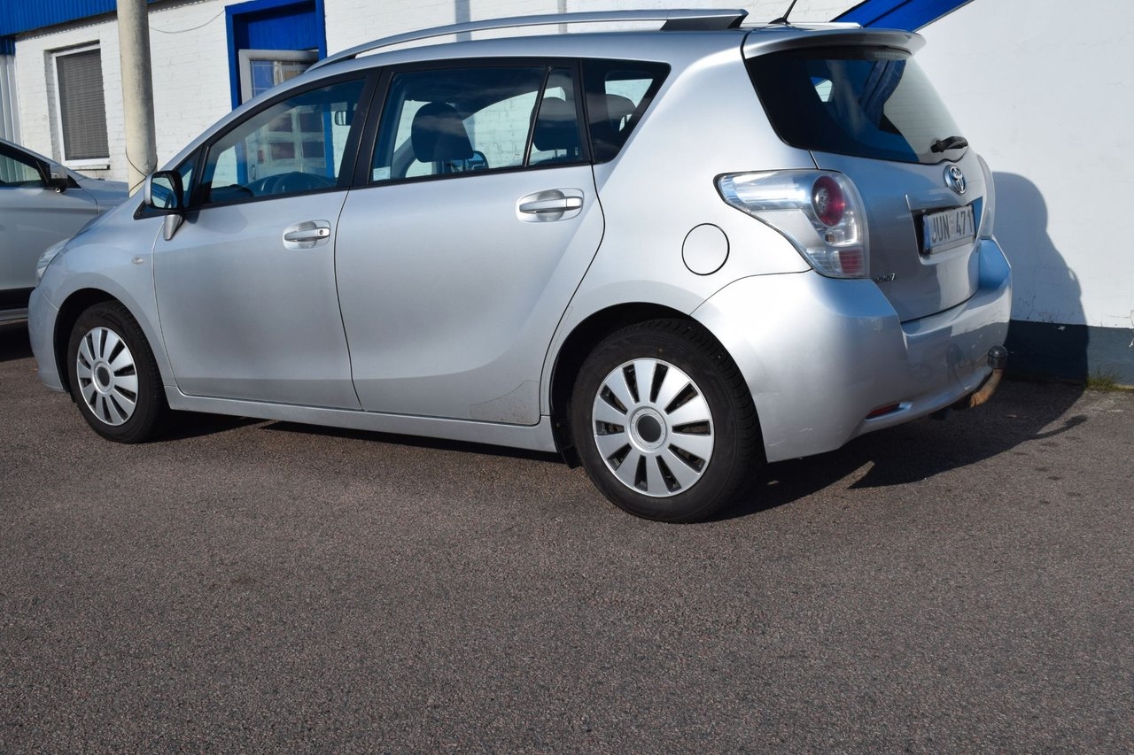 Toyota Verso 2010, bild 5/10