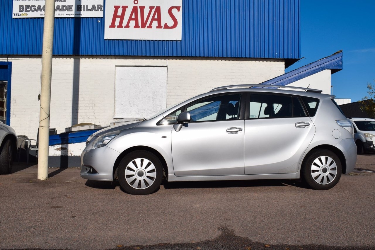 Toyota Verso 2010, bild 2/10