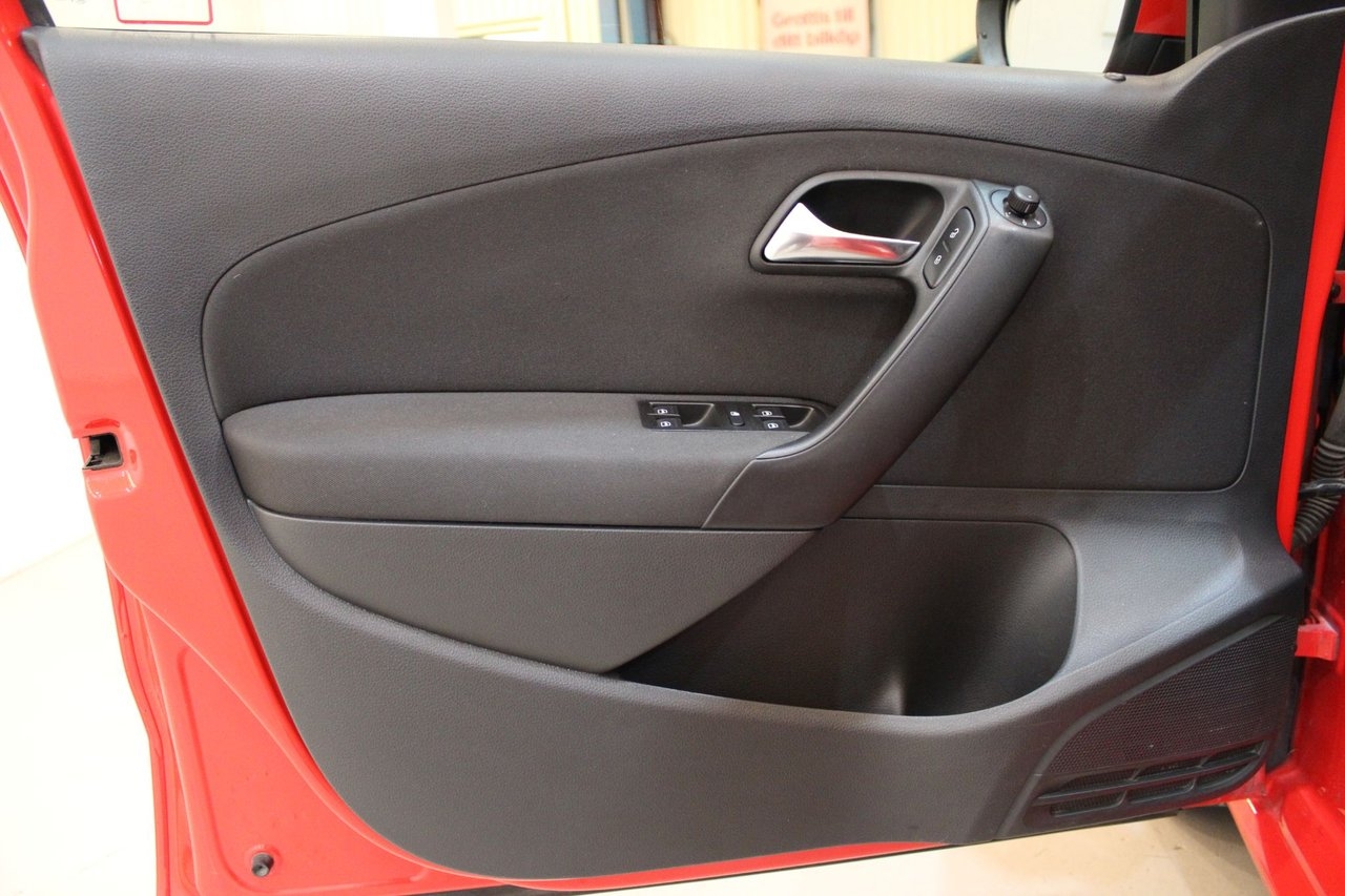 Volkswagen Polo 2010, bild 7/11