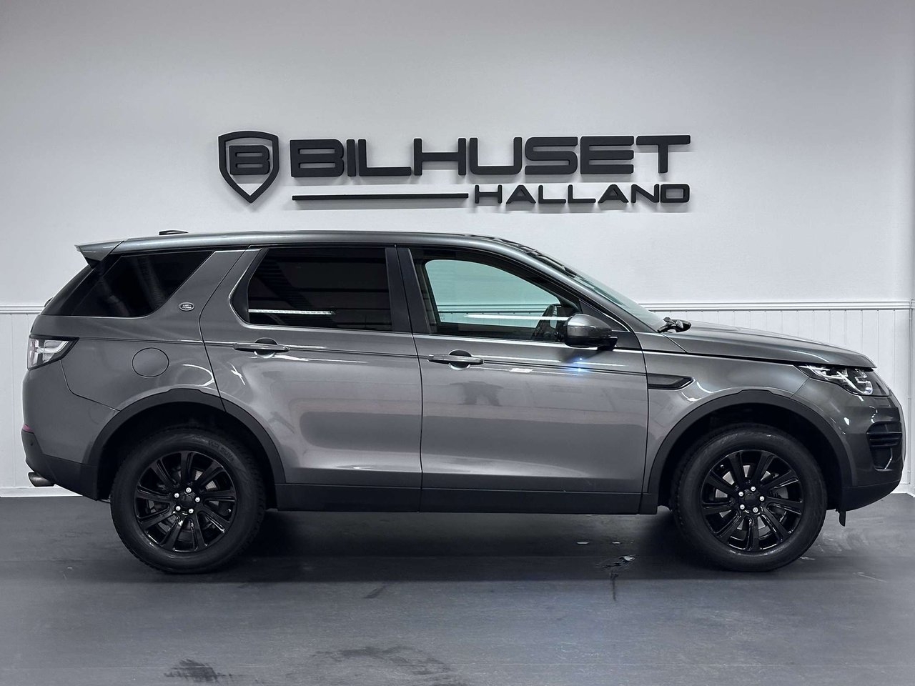 Land Rover Discovery Sport 2.2 TD4 AWD 2015, kuva 7/25