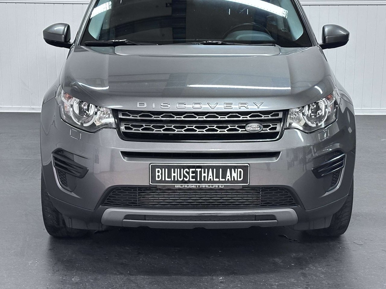 Land Rover Discovery Sport 2.2 TD4 AWD 2015, kuva 4/25
