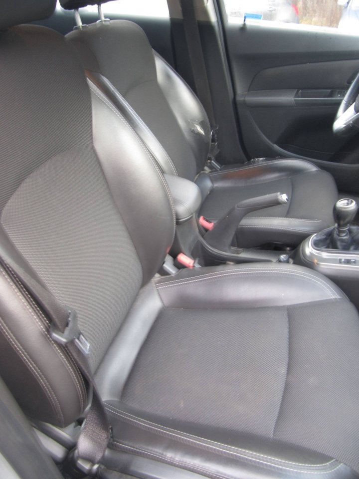 Chevrolet Cruze Kombi 1.4 T Euro 5 2013, kuva 6/10