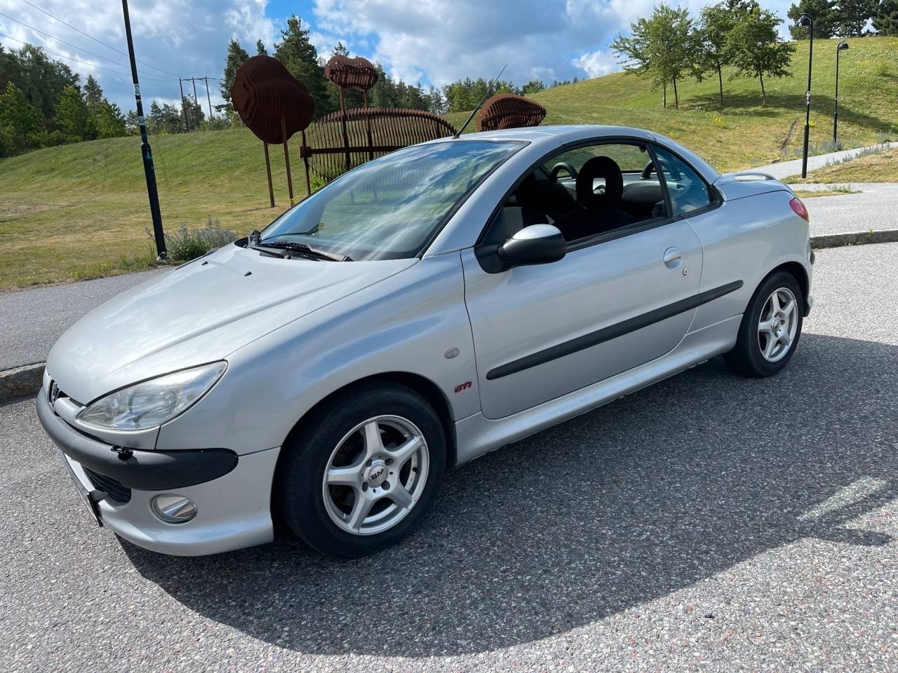Peugeot 206 CC Cabriolet 2.0 136hk 2003, bild 2/8