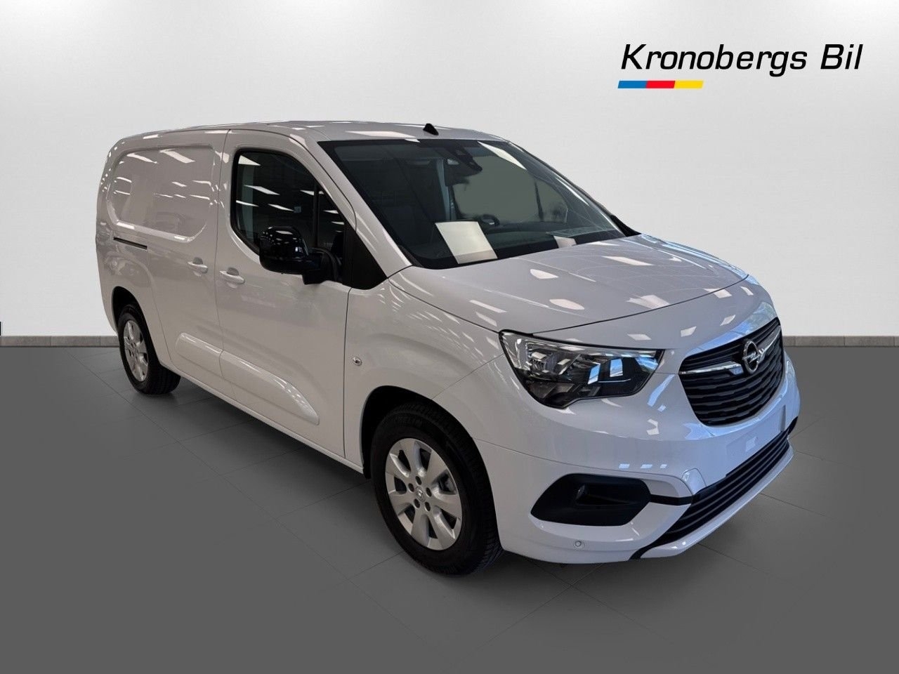 Opel Combo Premium L2 136HK 50 kWh 2024, bild 3/10