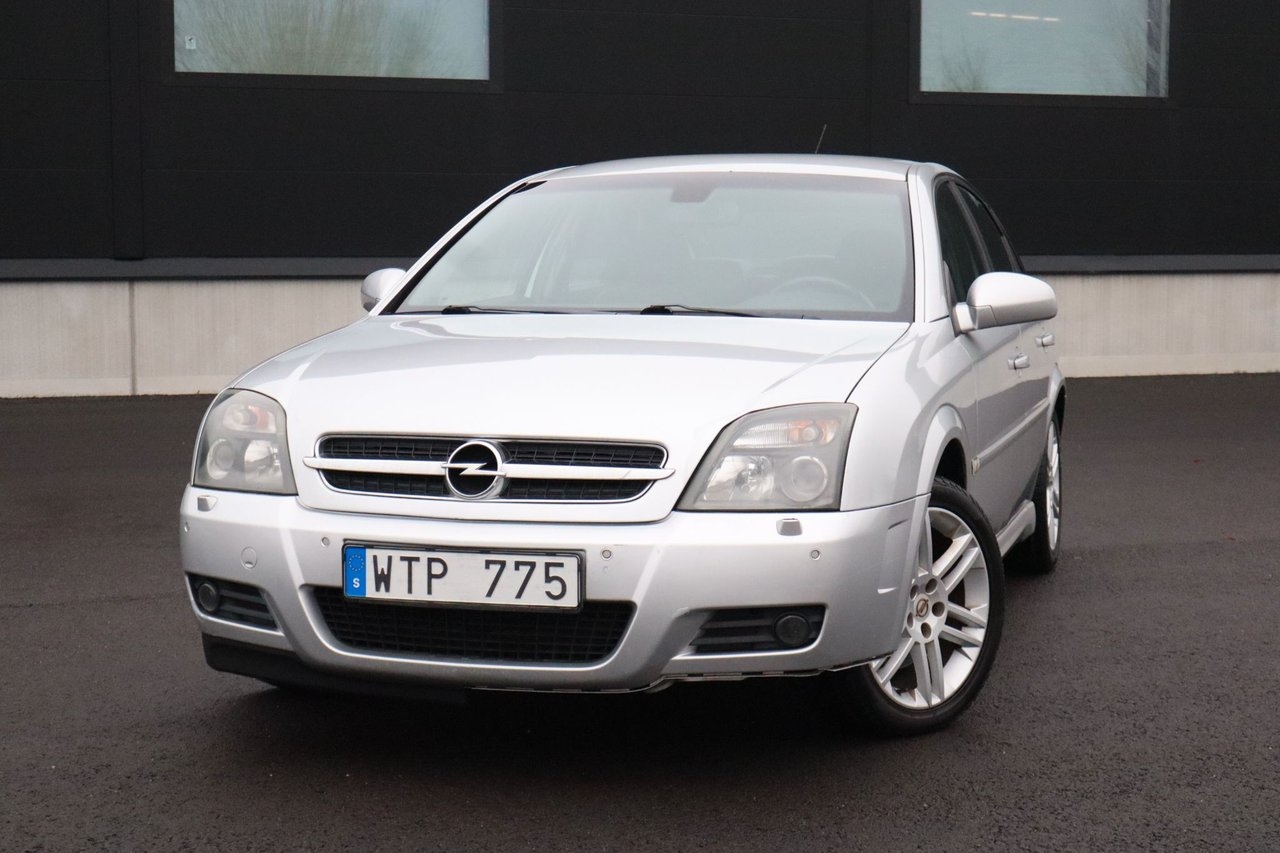 Opel Vectra GTS / SPORT 2.0 Turbo 175HK 2005, bild 2/16