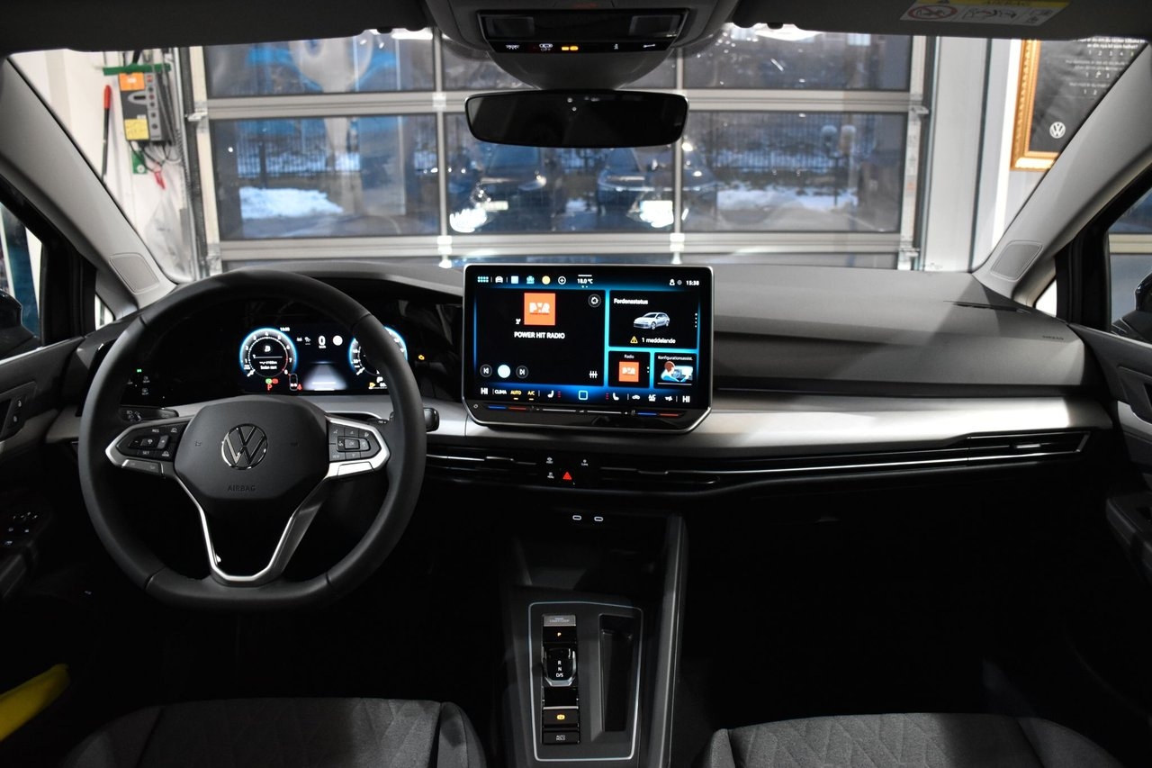 Volkswagen Golf 2026, bild 7/10