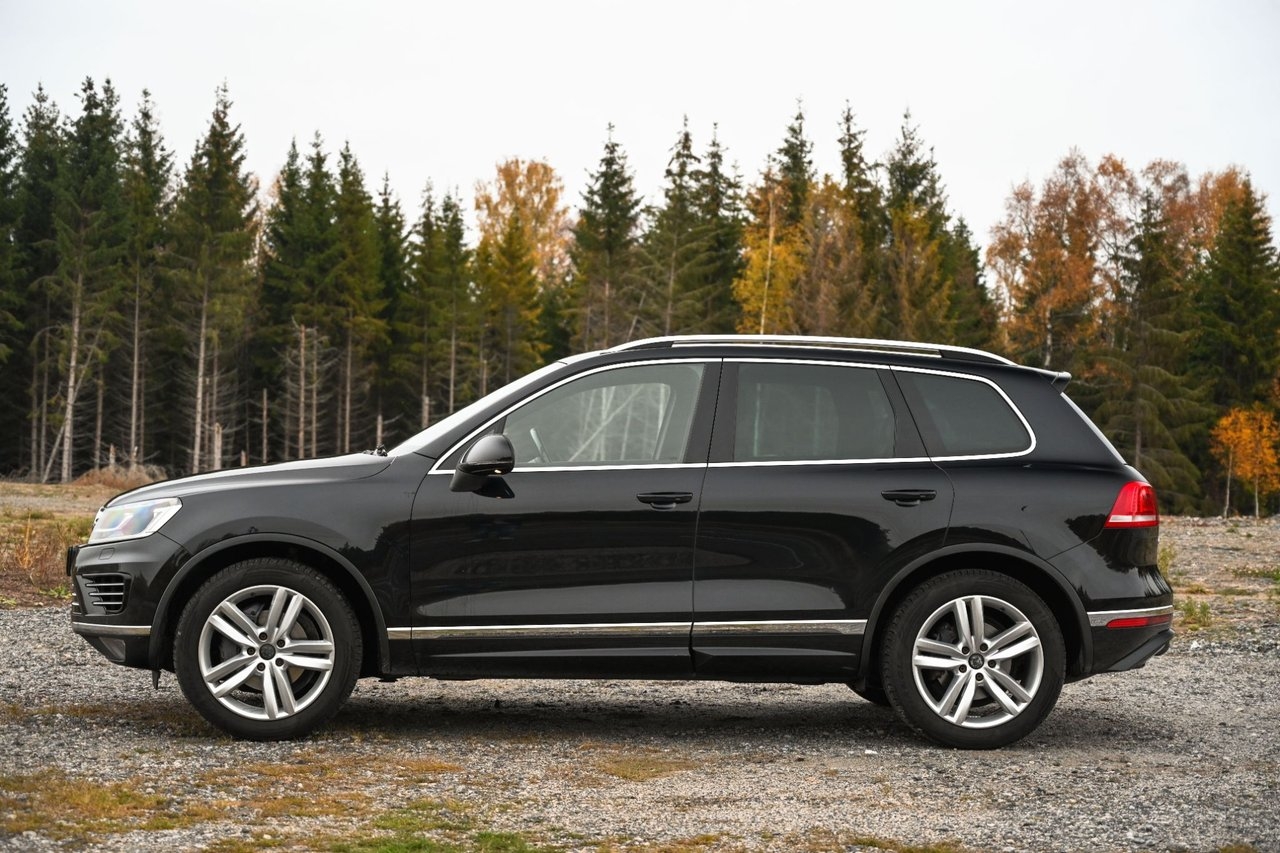 Volkswagen Touareg 2015, photo 2/10