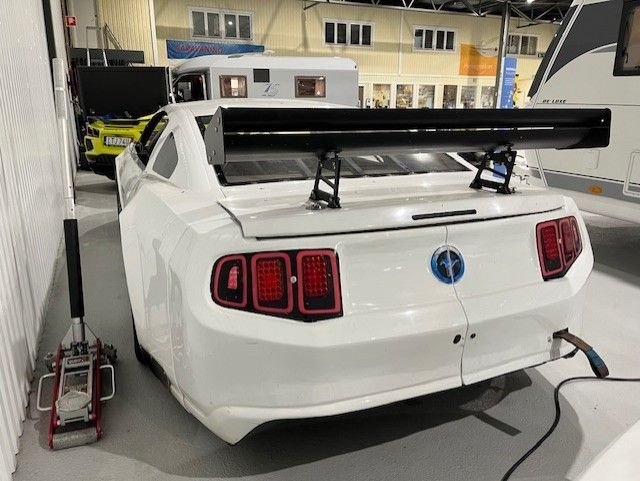 Ford Mustang V8 Thundercar 2013, photo 3/10