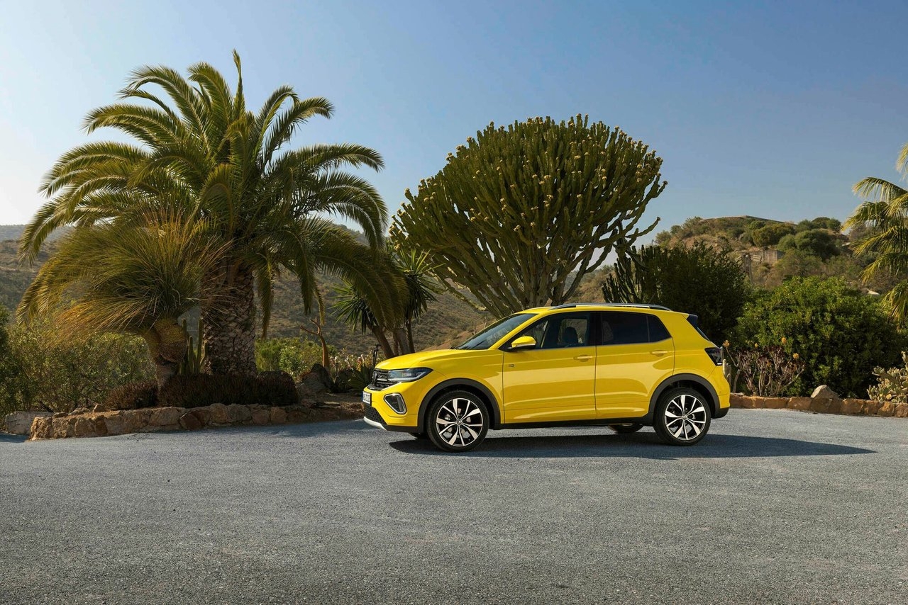 Volkswagen T-Cross 2025, bild 2/4