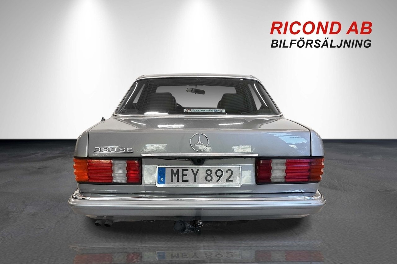 Mercedes-Benz 300 1987, bild 6/10