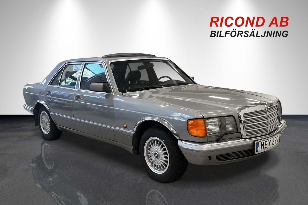 Mercedes-Benz 300