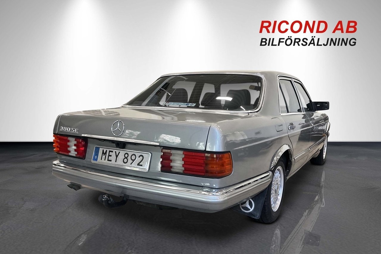Mercedes-Benz 300 1987, bild 5/10