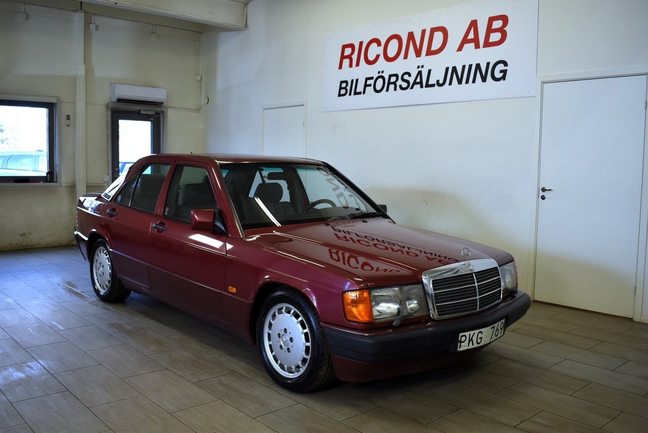 Mercedes-Benz 190