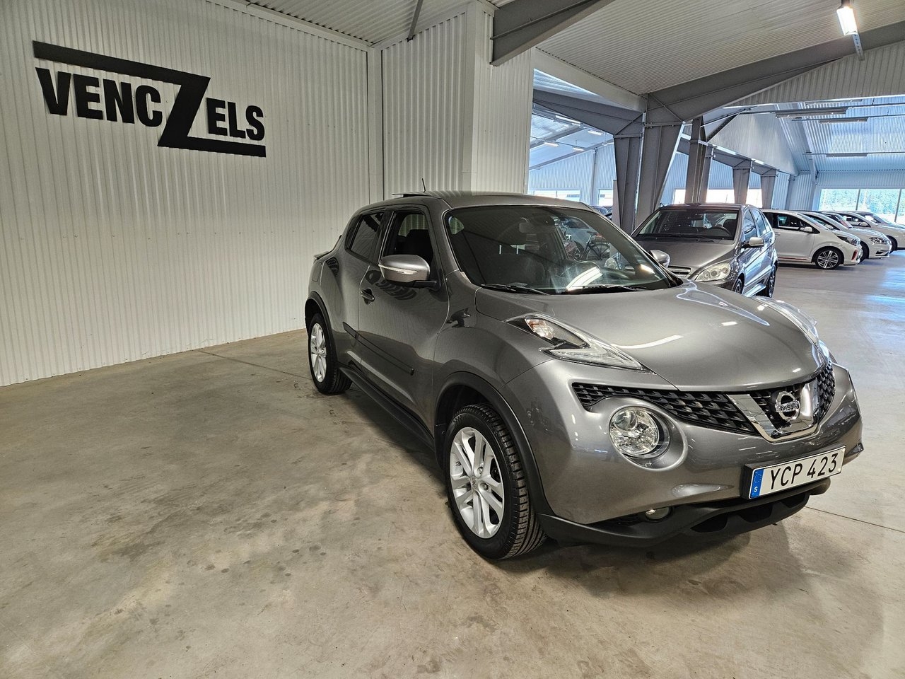 Nissan Juke 1.6 XTRONIC Acenta Aut 2016, bild 2/10