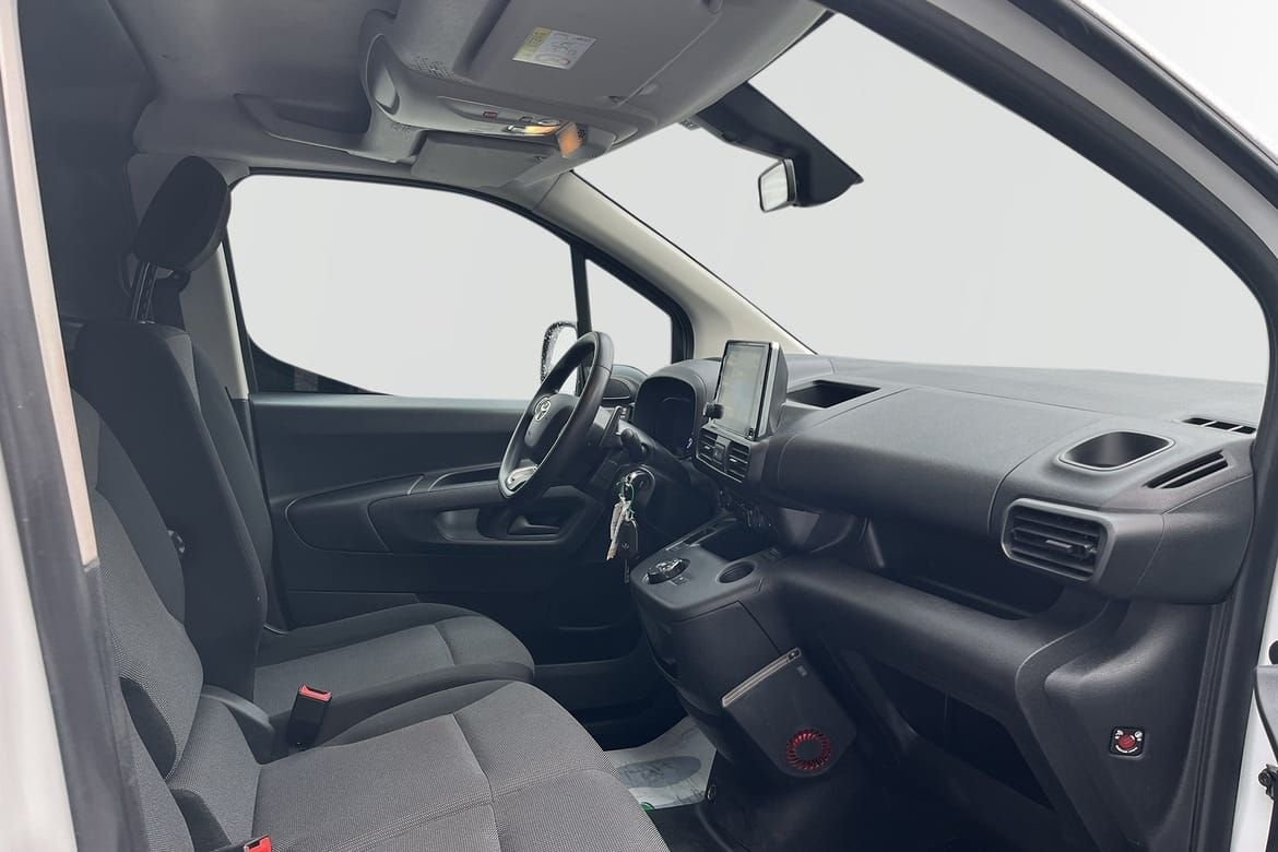 Toyota Proace City 2021, photo 7/10