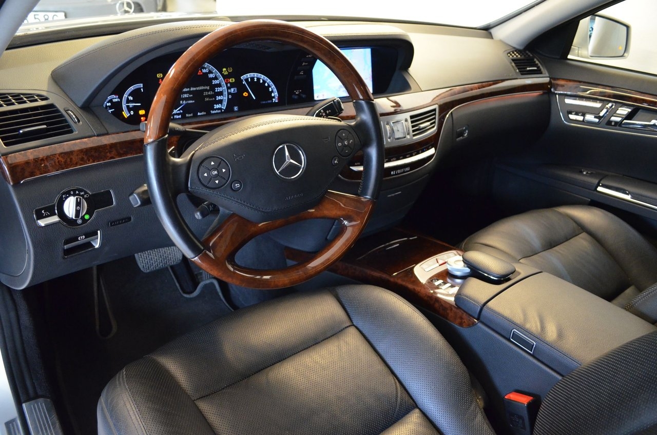 Mercedes-Benz S 2010, photo 2/10
