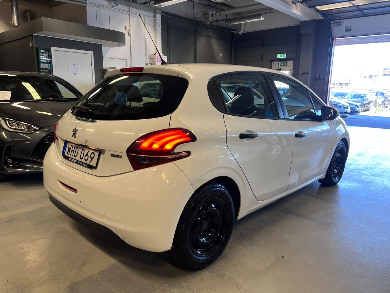 Peugeot 208 2016, bild 6/15