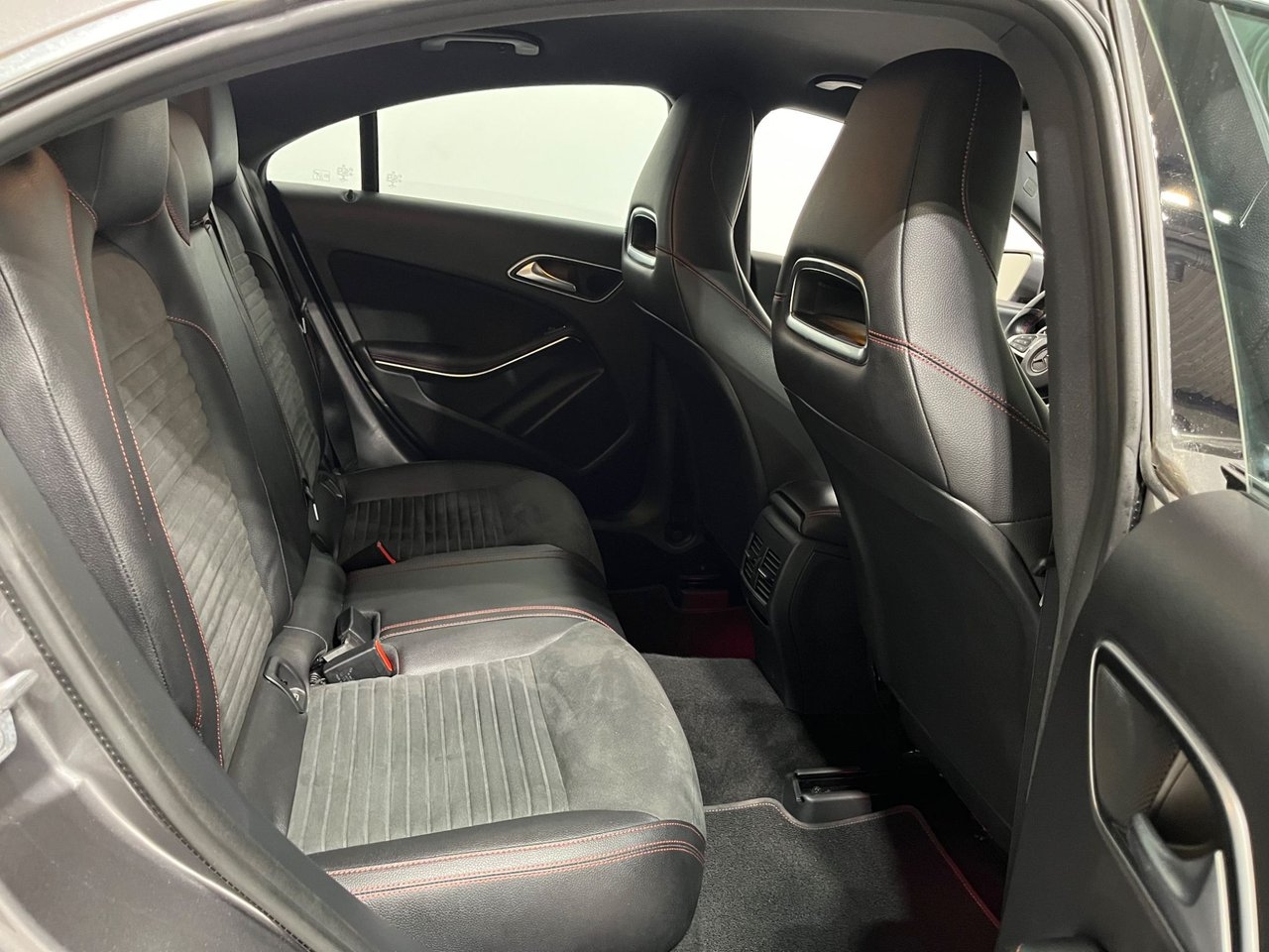 Mercedes-Benz CLA 2018, bild 6/10