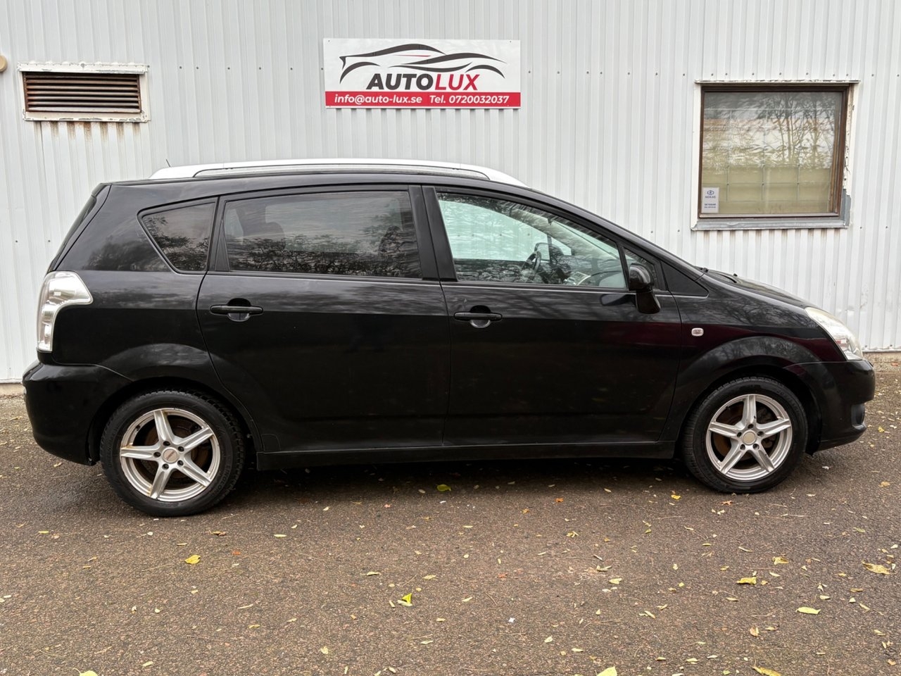Toyota Corolla Verso 2.2 D-4D 2008, photo 6/10