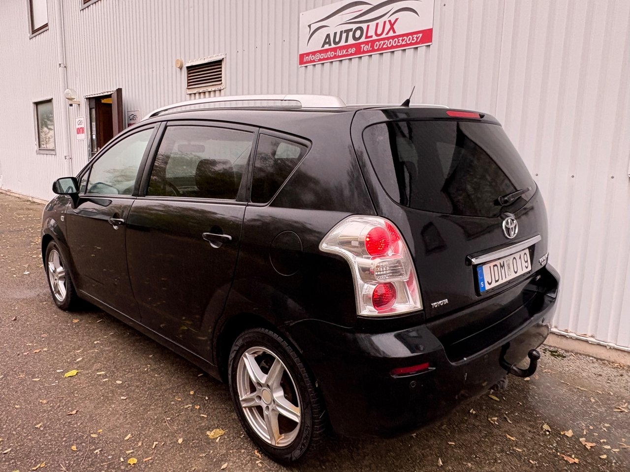 Toyota Corolla Verso 2.2 D-4D 2008, photo 4/10