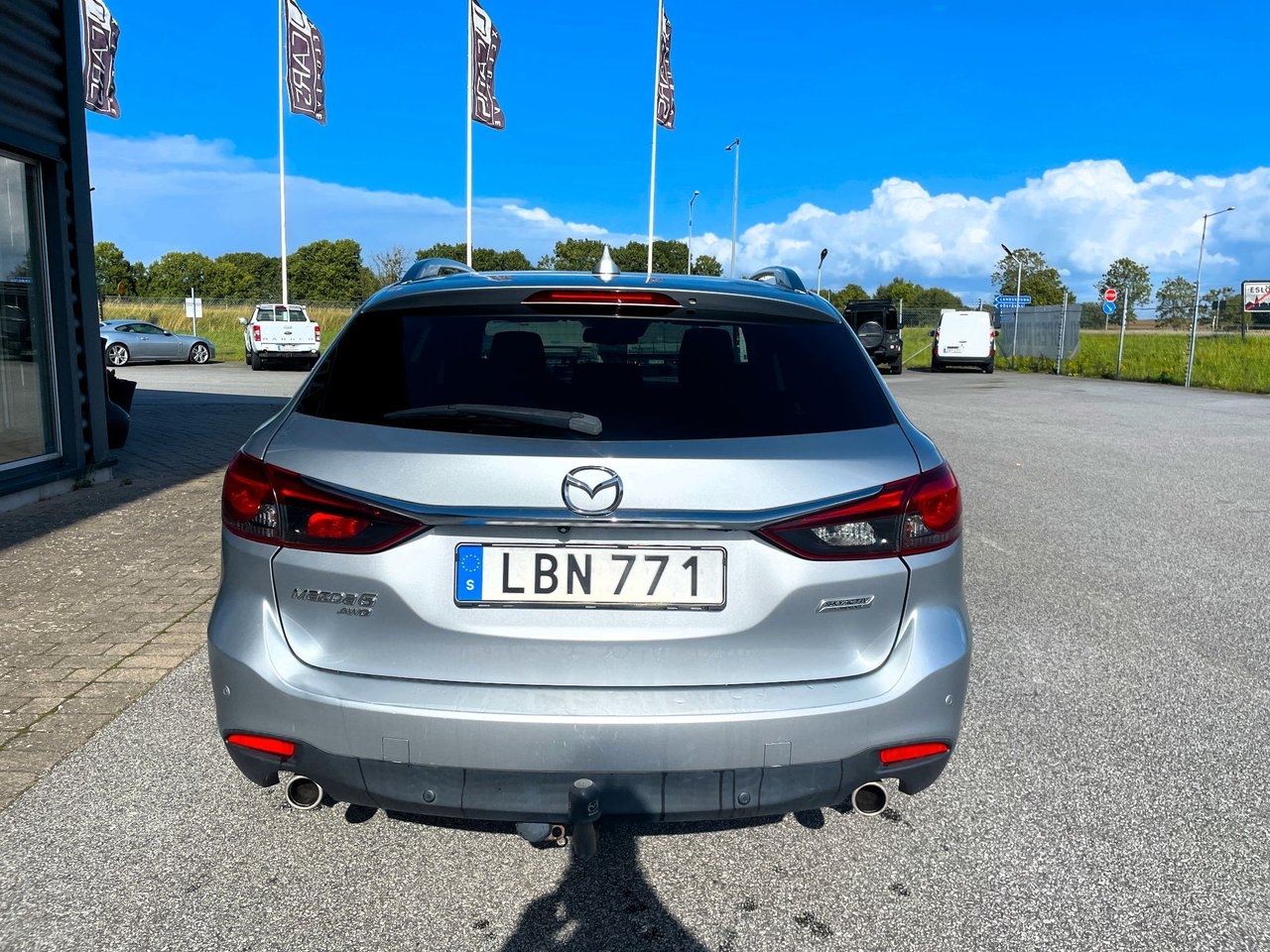 Mazda 6 Wagon 2.2 SKYACTIV-D AWD 2015, kuva 4/18