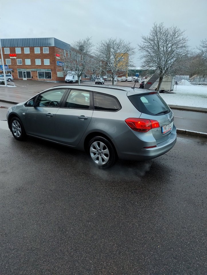 Opel Astra 2015, kuva 3/10