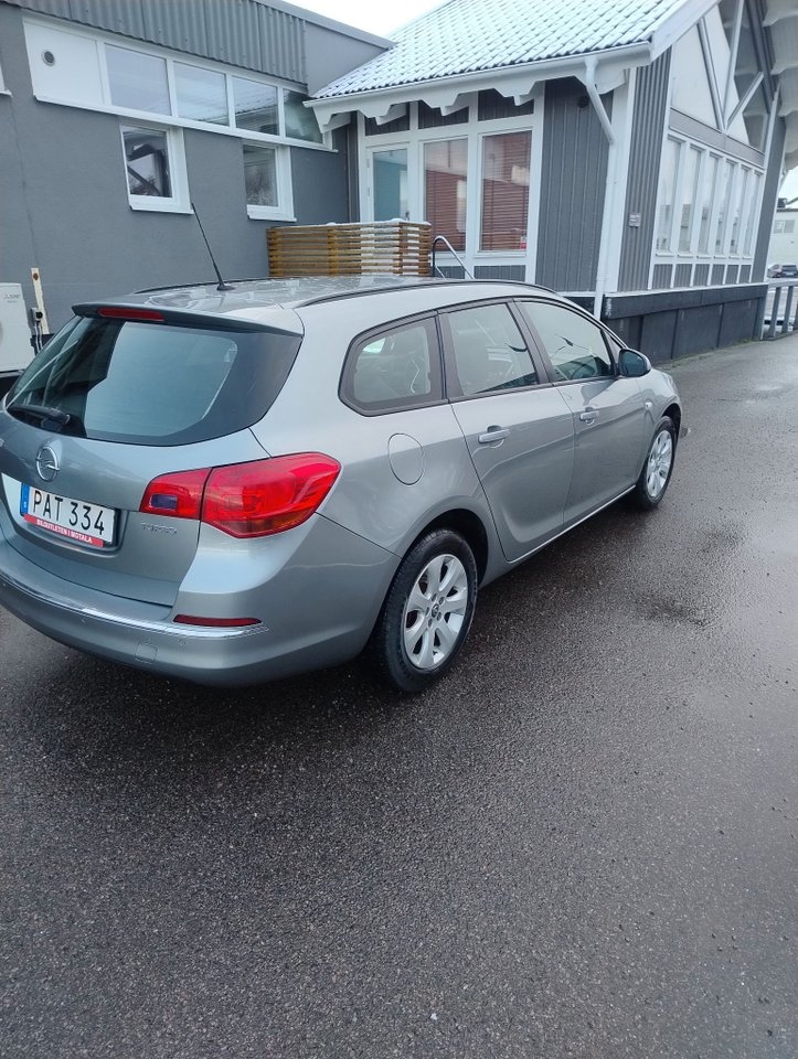 Opel Astra 2015, kuva 5/10