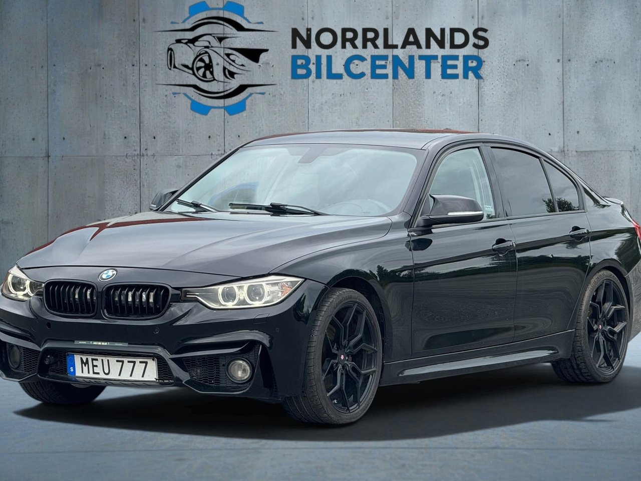 BMW 320
