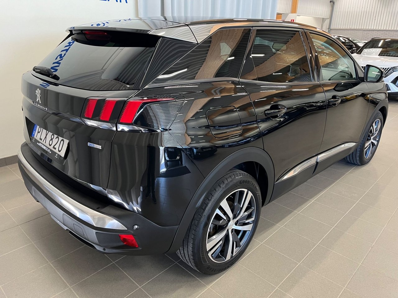 Peugeot 3008 Allure 1.2 PureTech 130 2017, bild 4/8