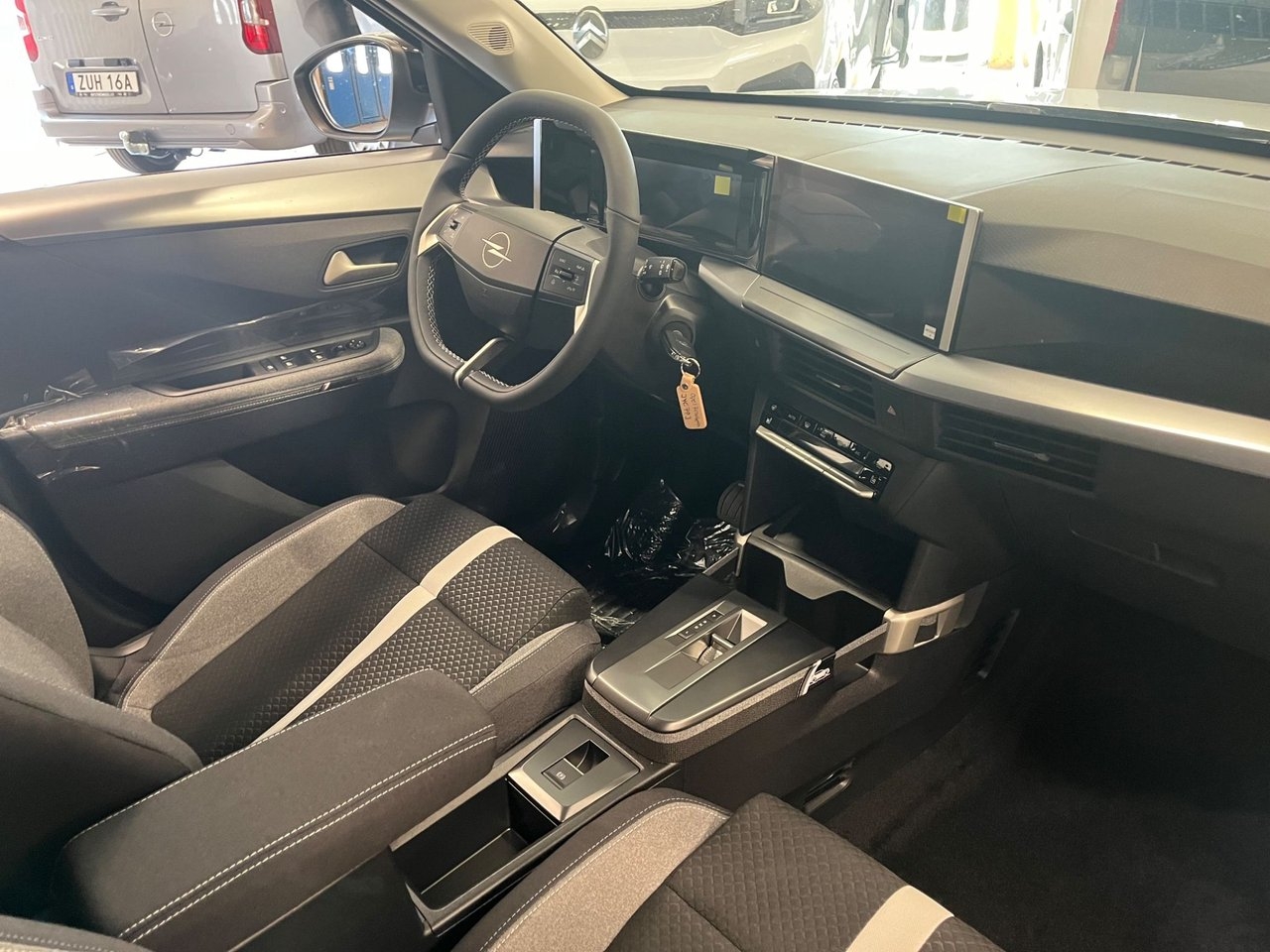 Opel Frontera GS Hybrid Automat 2026, bild 5/9