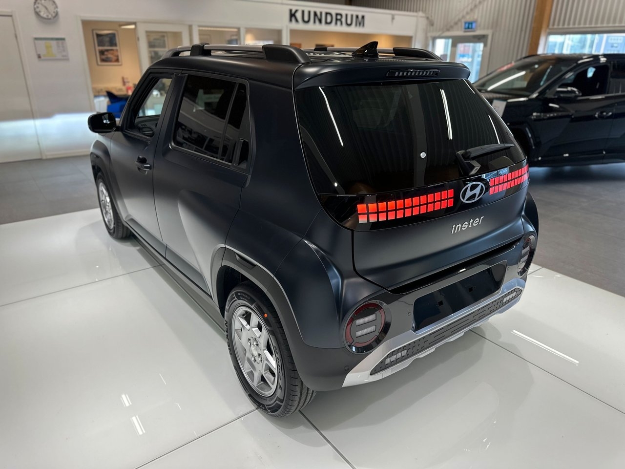 Hyundai Ioniq INSTER Essential 42 kWh 2025, bild 3/15