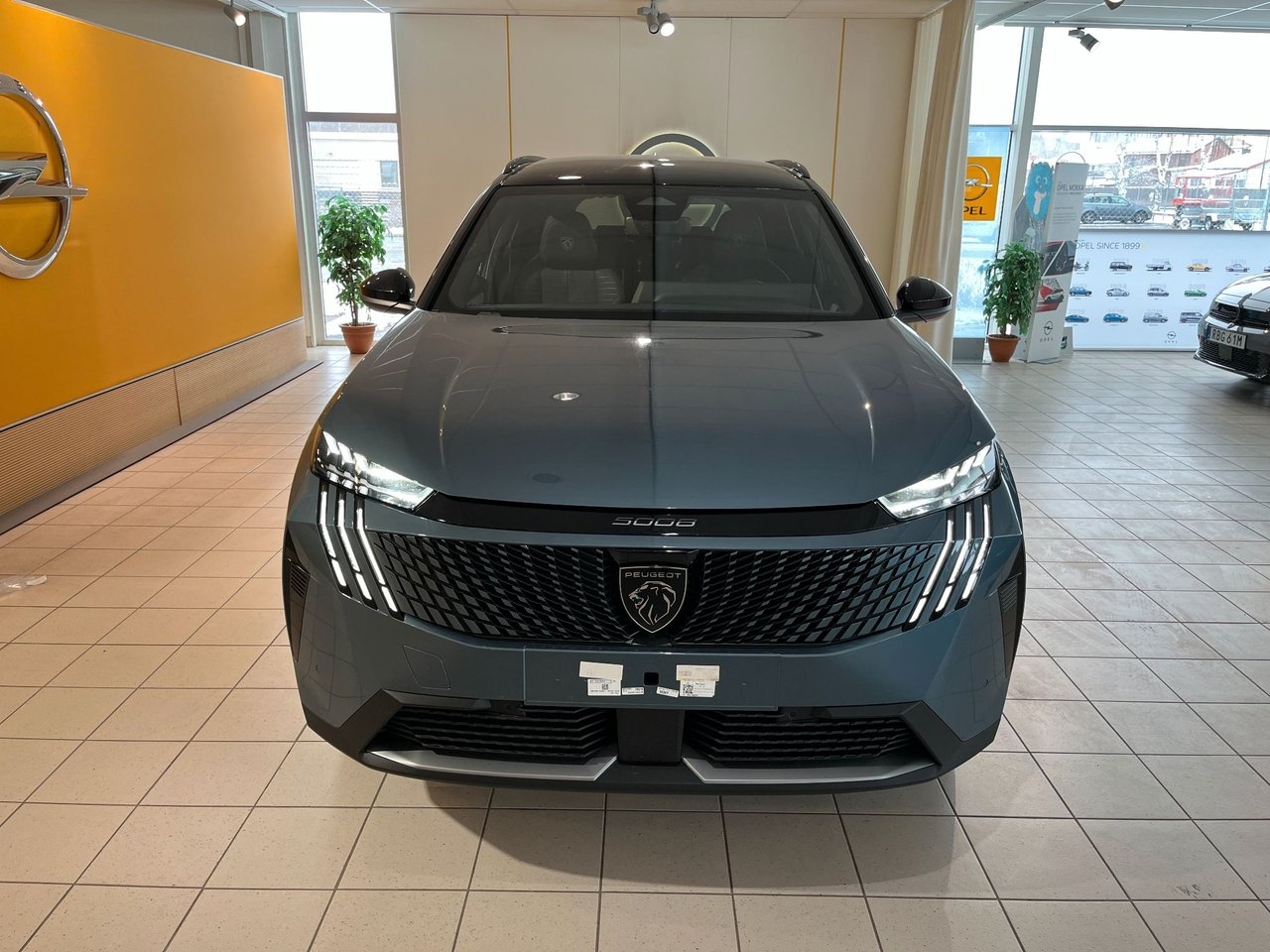 Peugeot 5008 HYBRID 136 ,GT , Aut 2025, kuva 2/10
