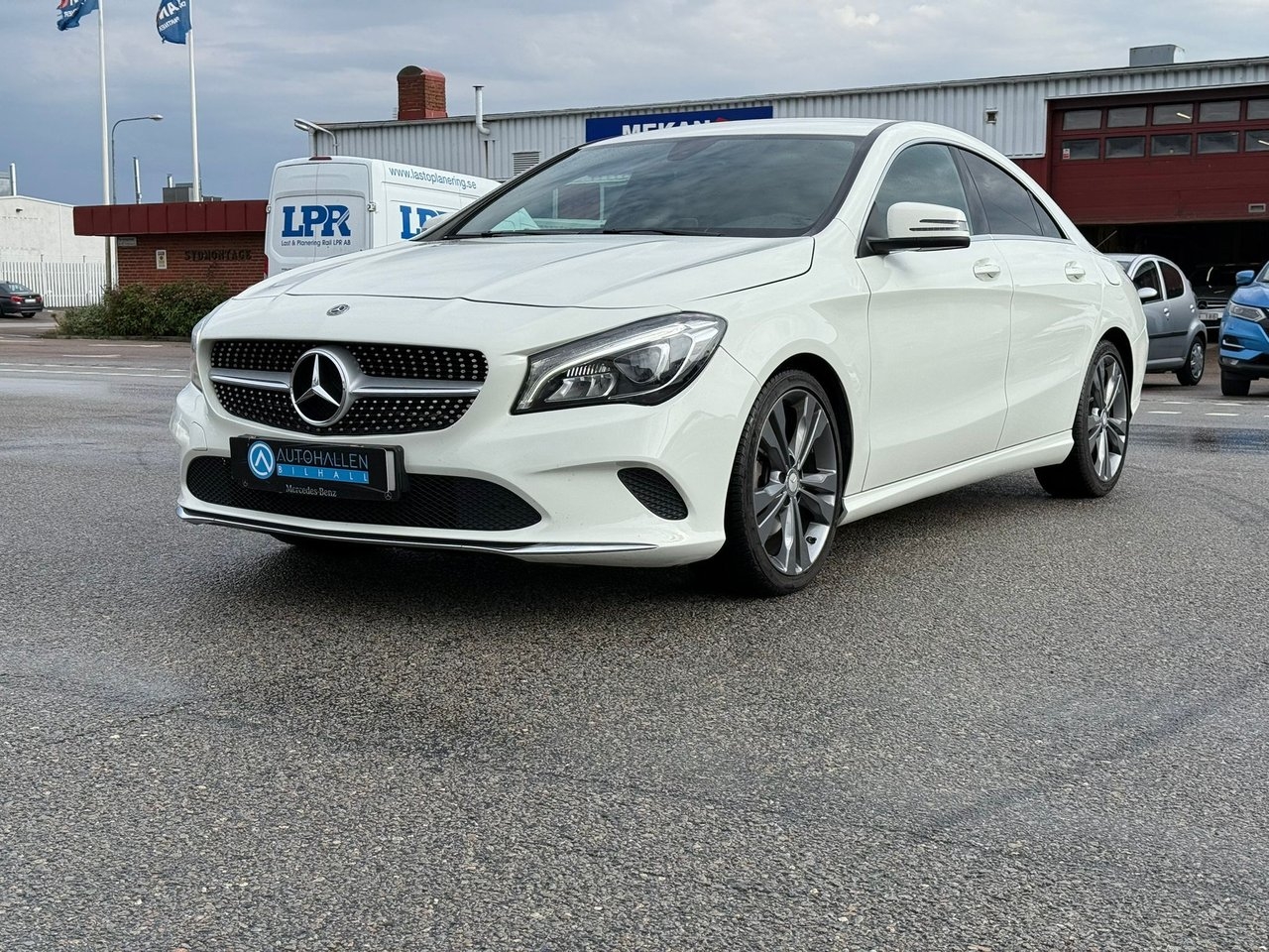Mercedes-Benz CLA 2017, bild 2/16