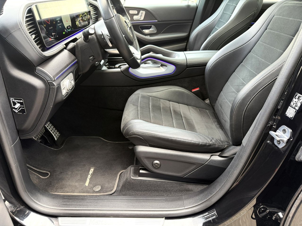 Mercedes-Benz GLE 2023, photo 3/4