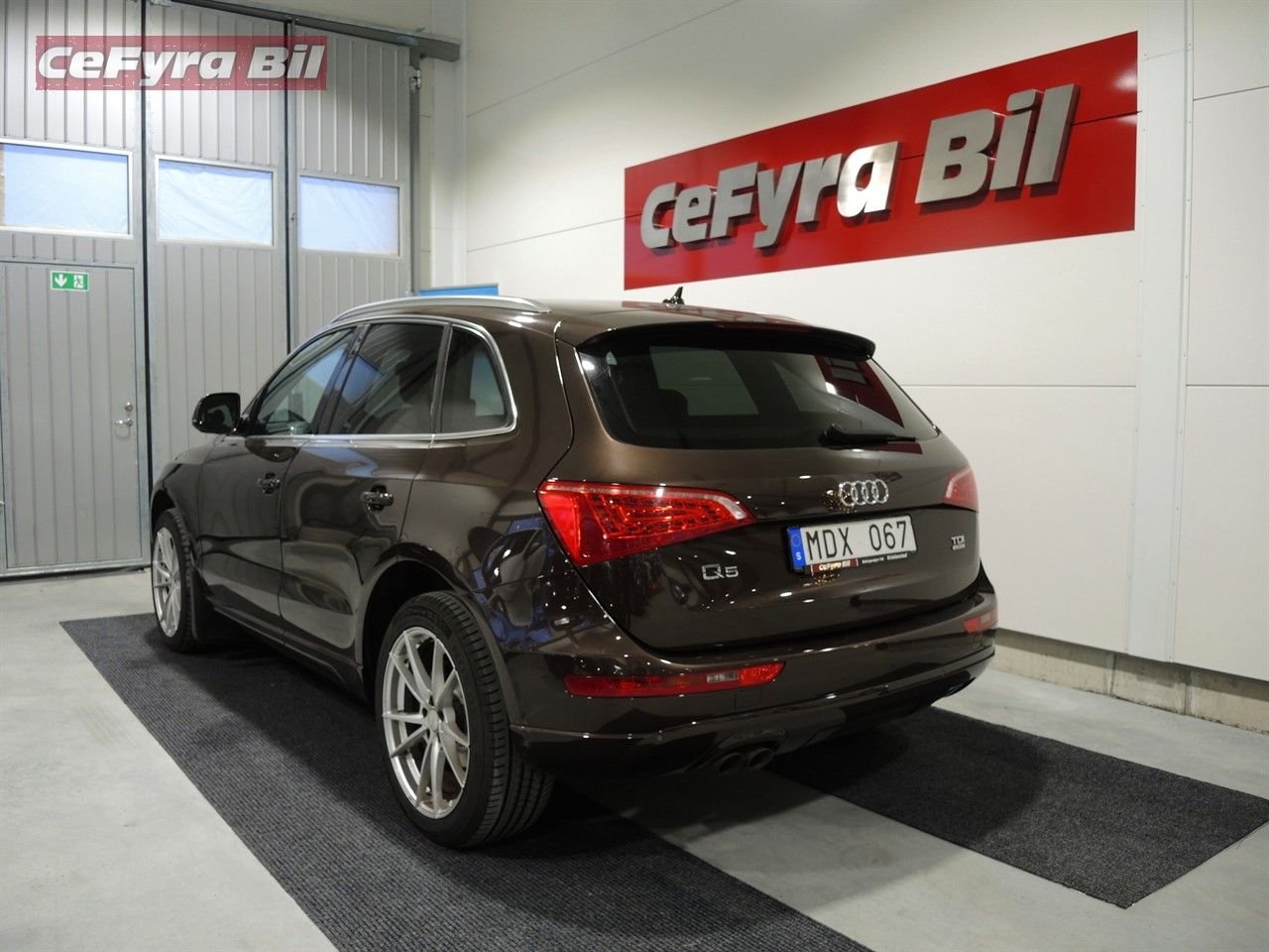 Audi Q5 2.0 TDI quattro S Tronic 2012, bild 6/10