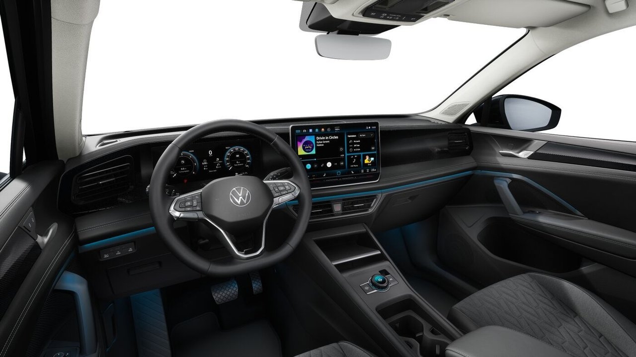 Volkswagen Tiguan 2025, photo 3/3