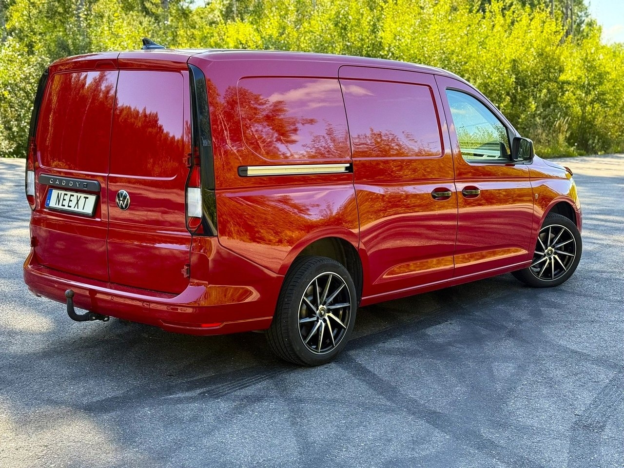 Volkswagen Caddy Maxi 2.0 TDI, Inred 2023, bild 2/10