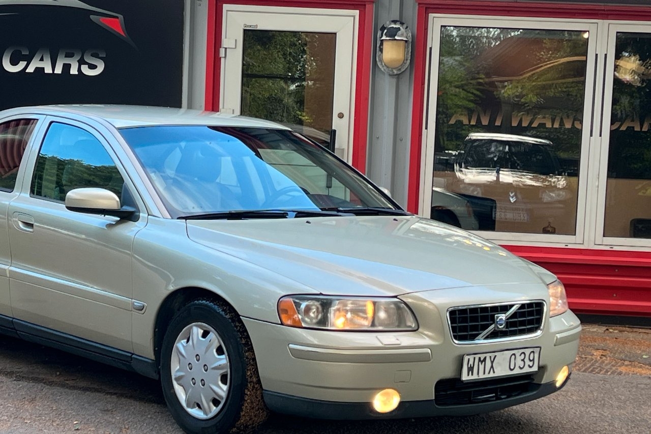 Volvo S60 2.4 Kinetic Euro 4 2005, kuva 6/10