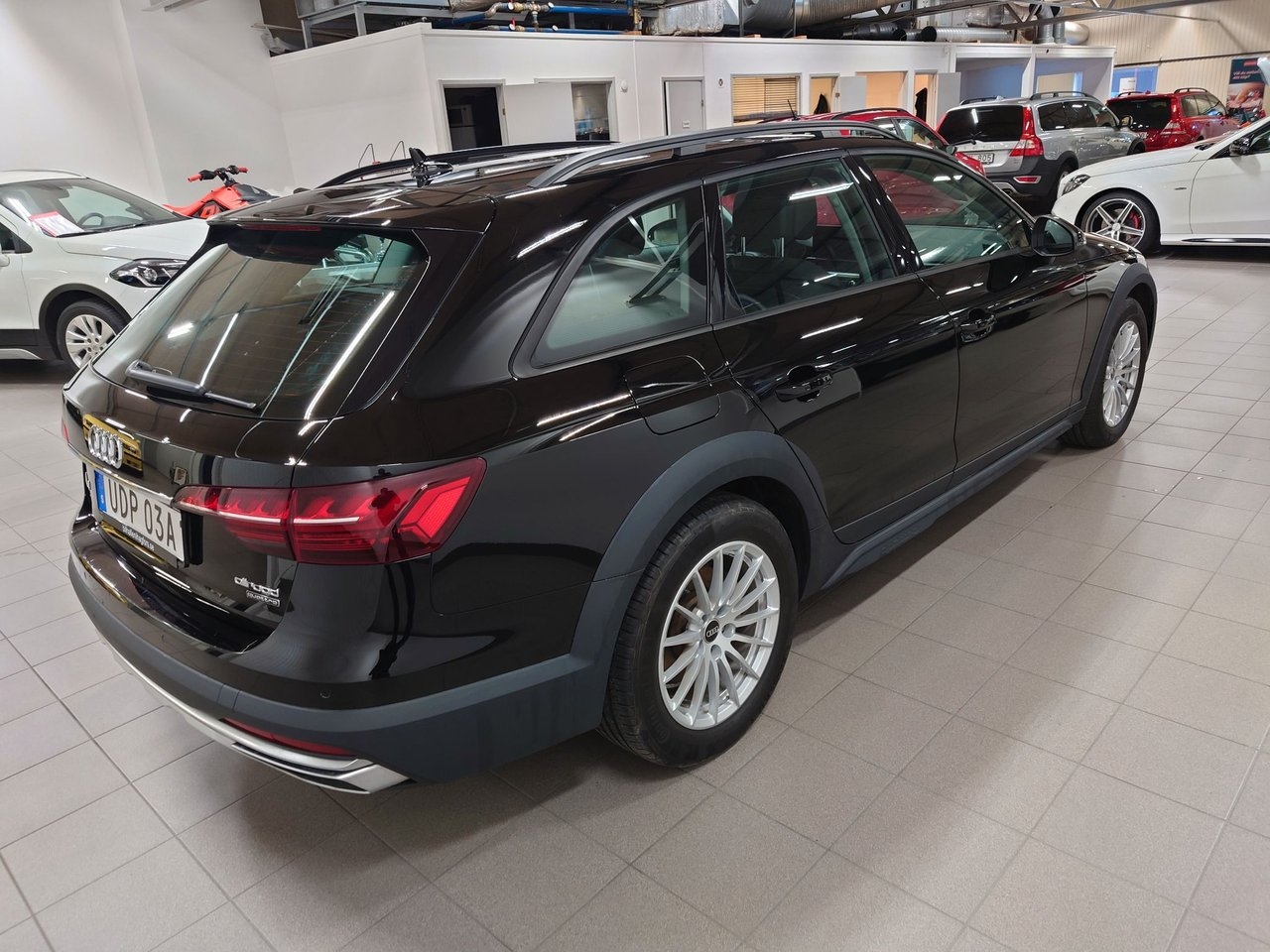Audi A4 allroad 2023, photo 6/10