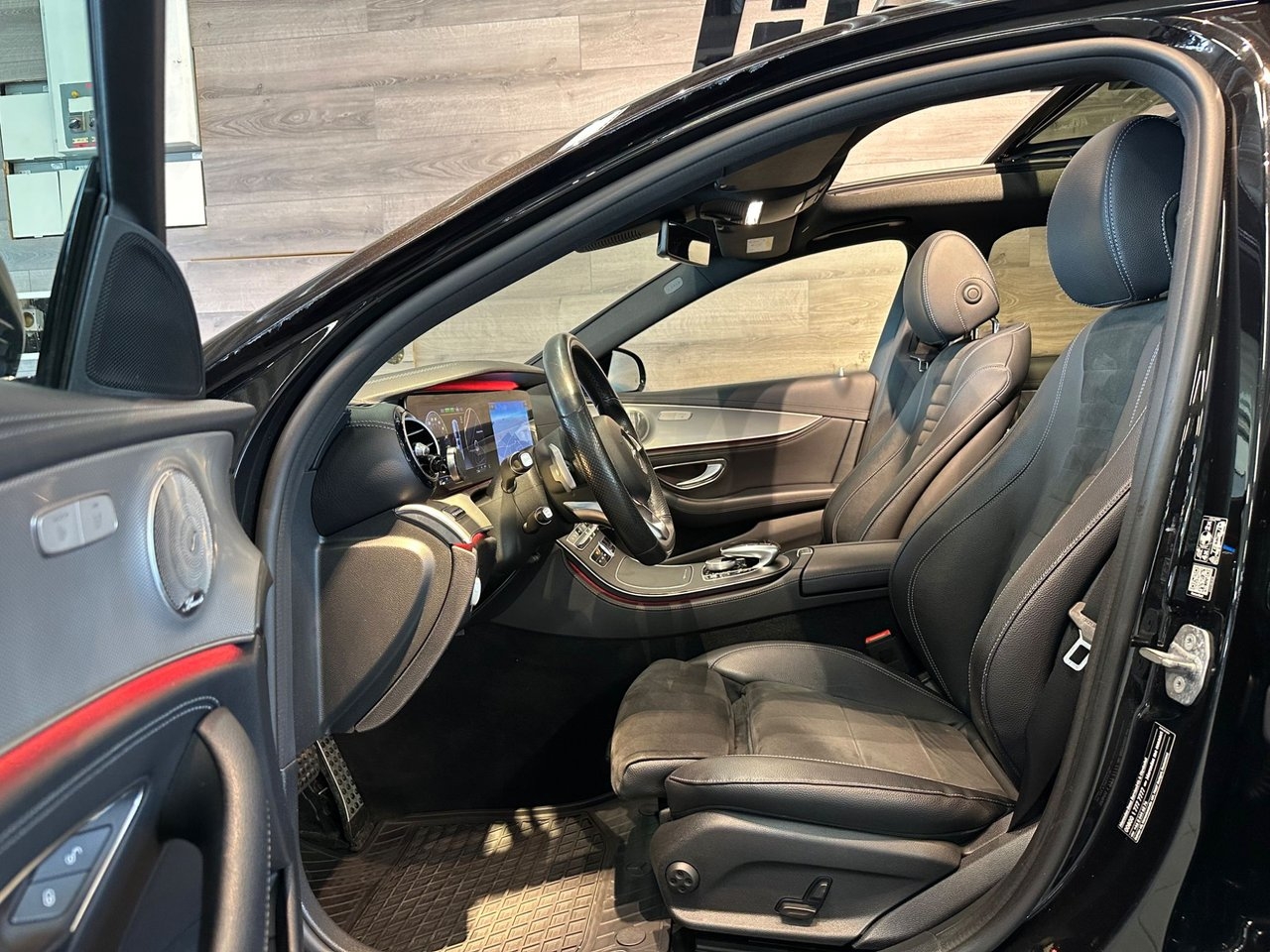 Mercedes-Benz E 350 e AMG Line Pano 2018, kuva 7/10