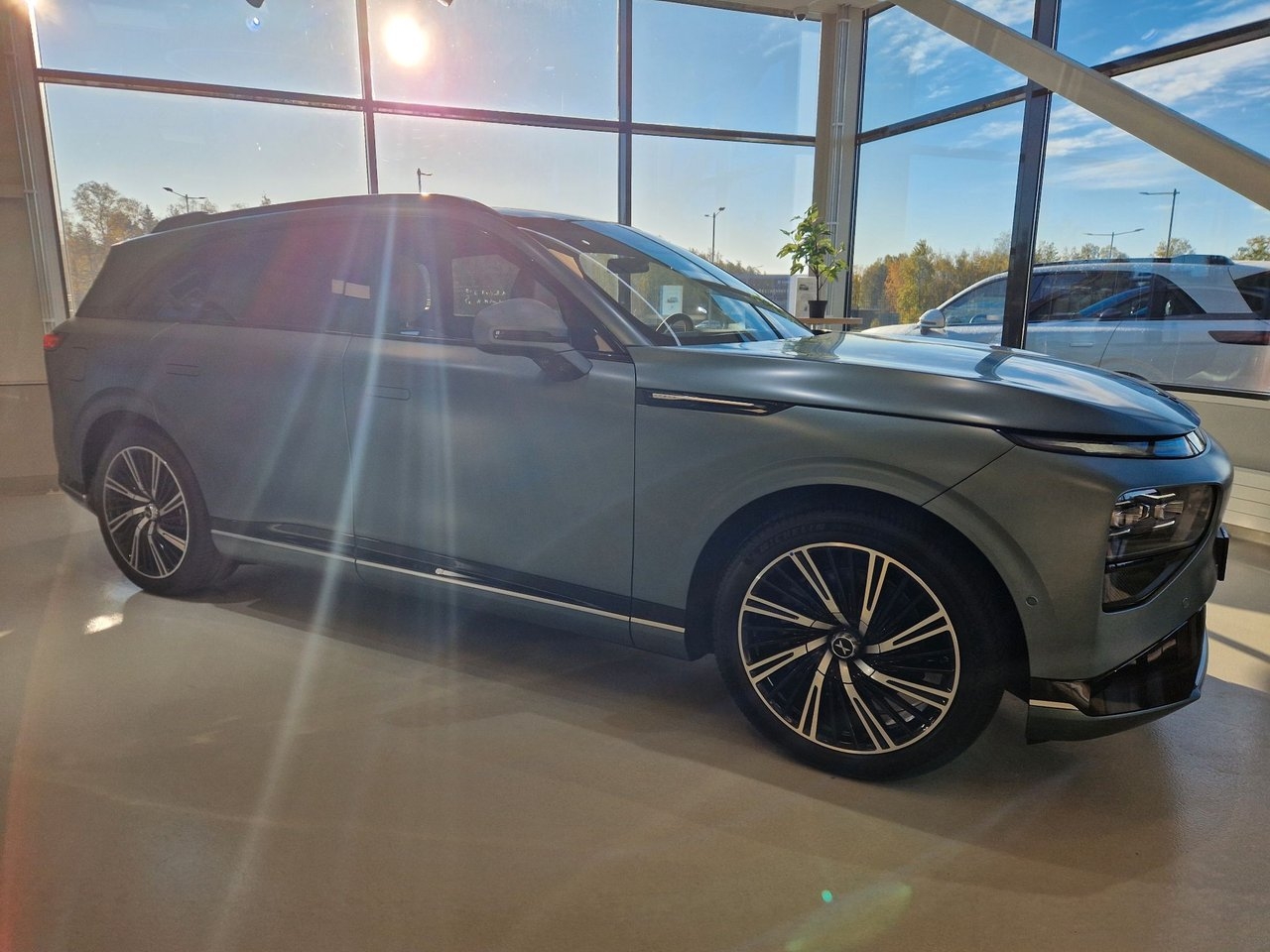 XPENG G9
