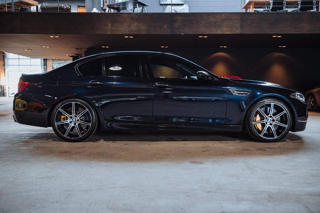 BMW M5 Competition Edition 1/200 2016, kuva 2/10